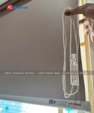Rèm cuốn trơn CTC-013 dây kéo dù