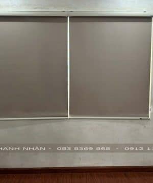Rèm cuốn trơn CTC-013 - Rèm cuốn City Blinds máng che sáng hiện đại