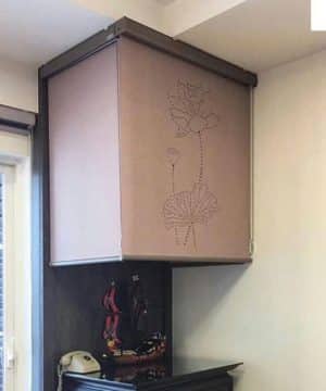 Rèm cuốn xuyên sáng khắc Laze LZ118 cho phòng thờ