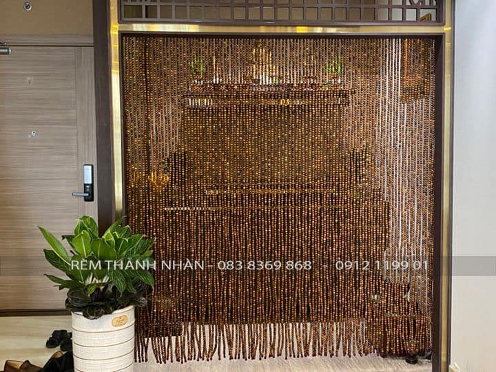 Thanh Nhàn lắp đặt mẫu rèm hạt gỗ Bách Xanh trơn tại quận Ba Đình, Hà Nội