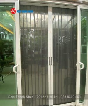 Vai trò & hiệu quả cửa xếp nhôm lưới chống côn trùng trong không gian sống hiện đại