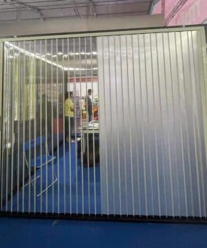 Cửa Xếp Lá Nhựa Trong Suốt Ngăn Điều Hòa - Giải Pháp Tiết Kiệm Điện Tối Ưu