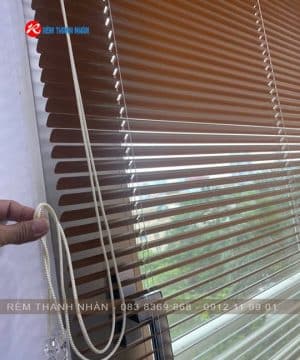 Cấu tạo & thiết kế nổi bật của rèm sáo nhôm Artico AL 010 sơn vân gỗ