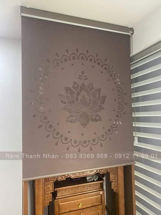 Mẫu rèm che bàn thờ khắc laser hoa sen LZ117 đẹp trang nghiêm