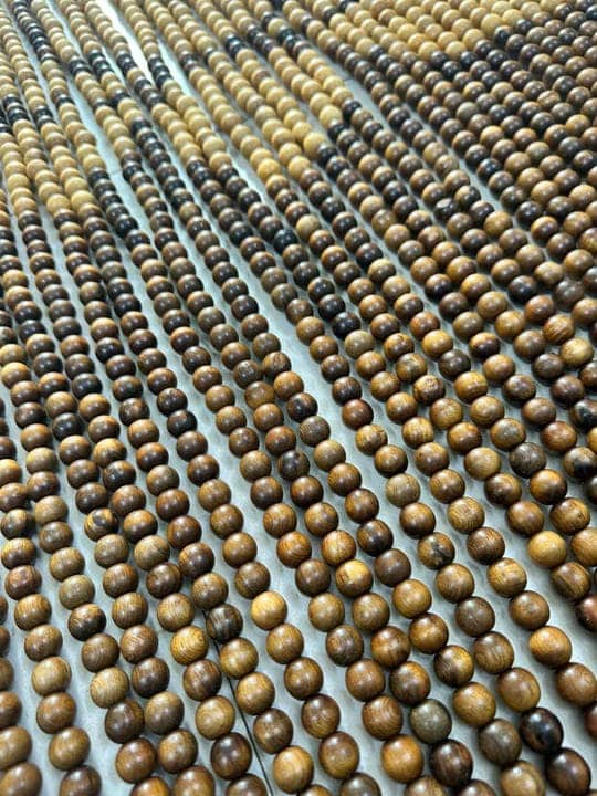 Đặc điểm chất liệu hạt gỗ Bách Xanh