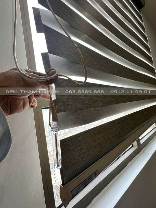 Mẫu rèm cầu vồng phòng ngủ hiện đại
