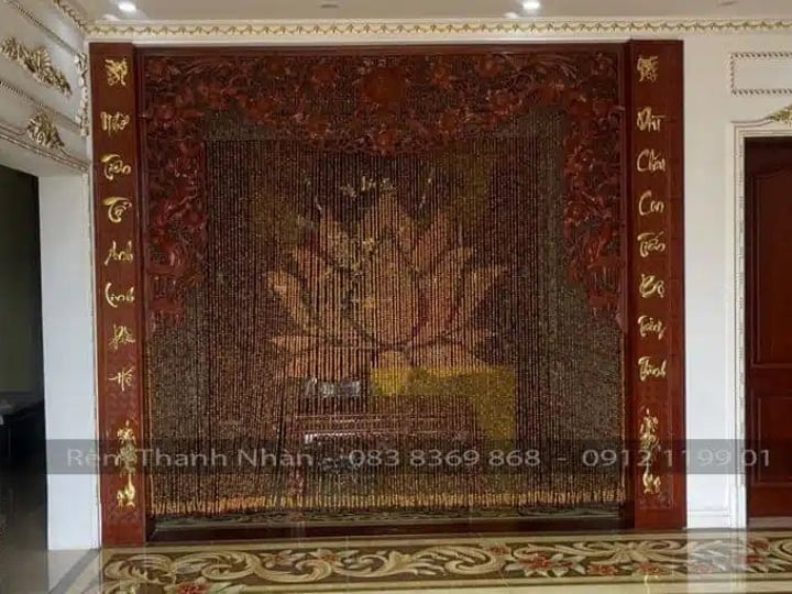 Rèm gỗ Bách Xanh ngăn phòng thờ