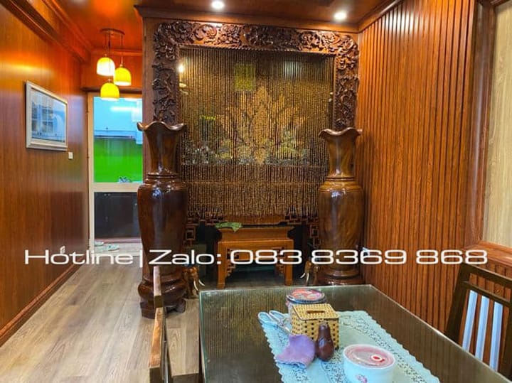 Rèm gỗ Bách Xanh Hoa Sen đẹp che phong thủy Ban thờ