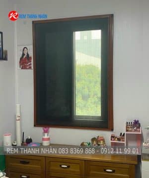 Cửa lưới chống muỗi dạng xếp Vessel-20A hệ 27 hai khung vân gỗ cho cửa sổ gỗ