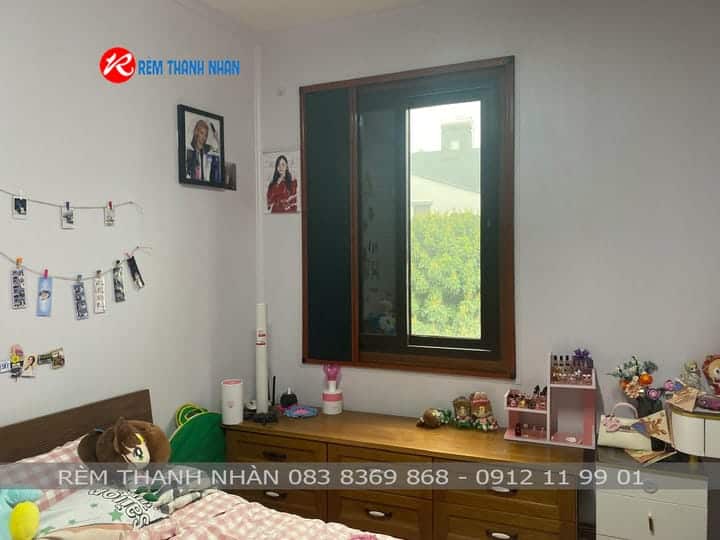 Cửa lưới chống muỗi dạng xếp khung nhôm vân gỗ hệ 27 mở 1 bên đẹp, bền