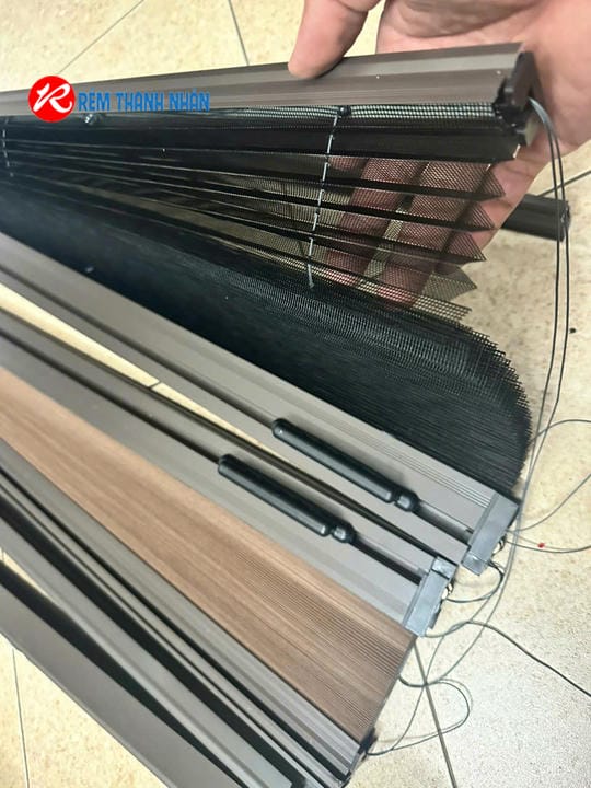 Rèm tổ ong kết hợp lưới chống muỗi SF336 & SF341 – Giải pháp 2 trong 1 hiện đại