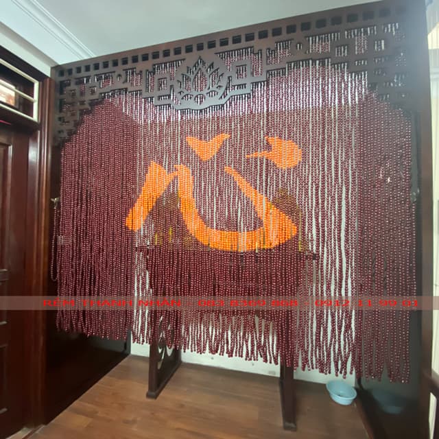 Rèm hạt gỗ nào giá rẻ nhất cho phòng thờ và che bàn thờ chung cư?