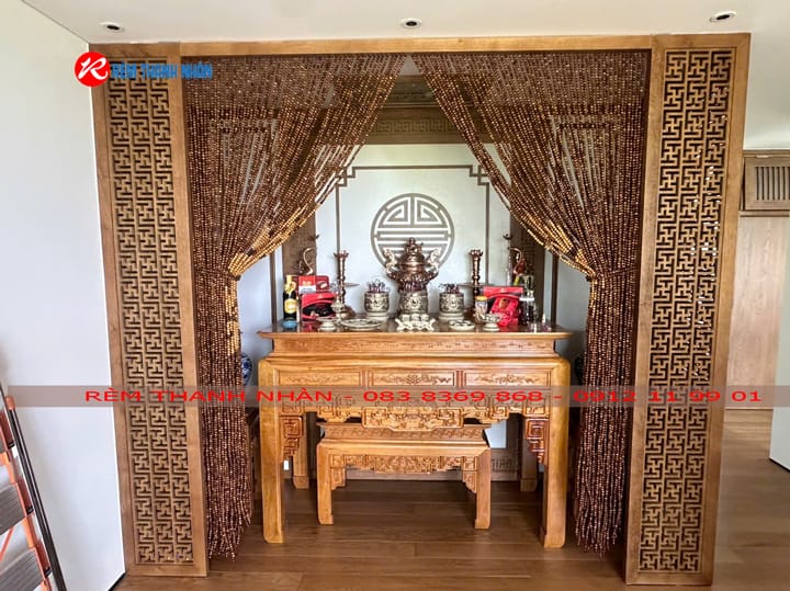 Rèm che bàn thờ phong thủy
