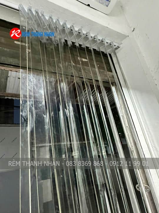 Rèm nhựa PVC kéo xếp - Rèm ngăn lạnh, kéo gọn tiện lợi giá tốt
