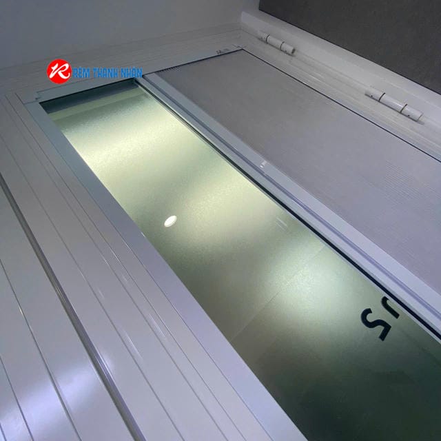 Rèm gắn kính tổ ong hệ 27