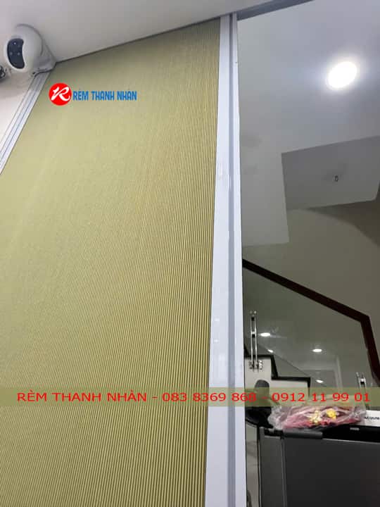 Rèm ngăn hơi lạnh phòng khách và bếp