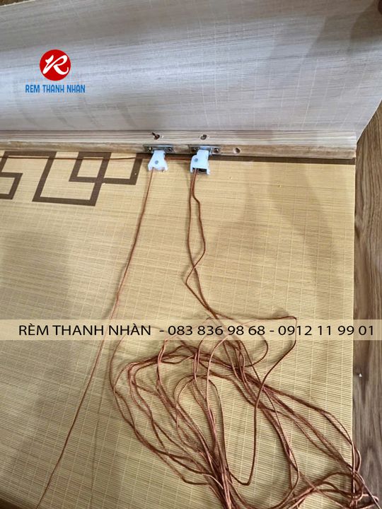 Rèm bàn thờ tăm trúc